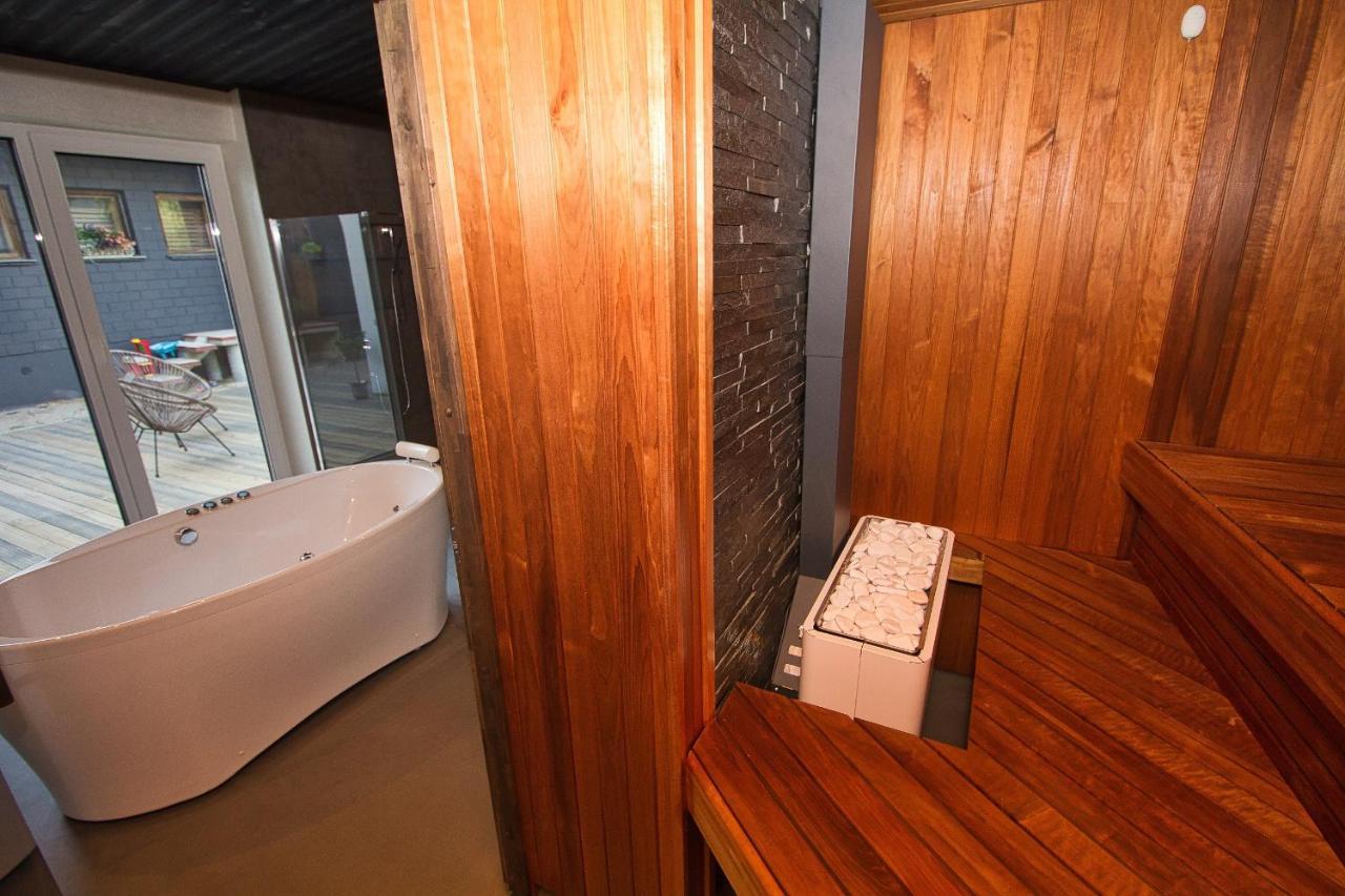 Casa Monkey Paernu With Sauna And Terrace Pärnu Exterior foto